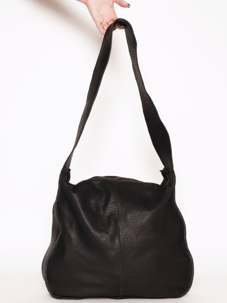 Sort Aarhus - Shrunked leather bag with zipper