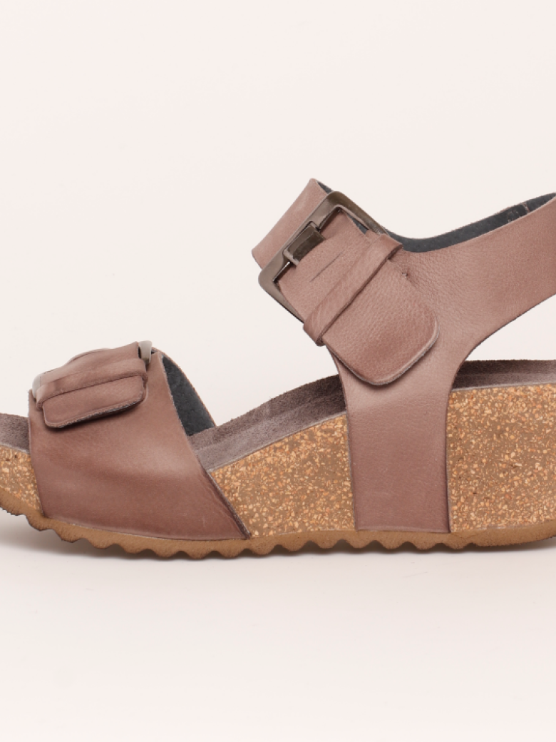 Lofina - Sandal med kilehæl