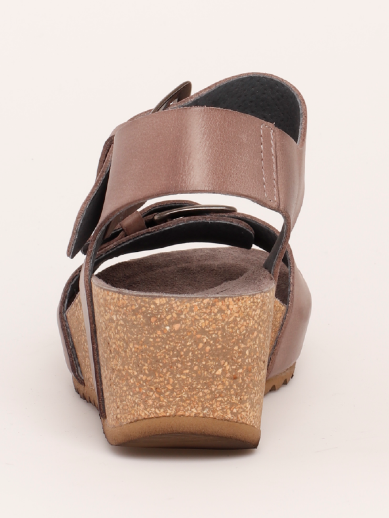 Lofina - Sandal med kilehæl