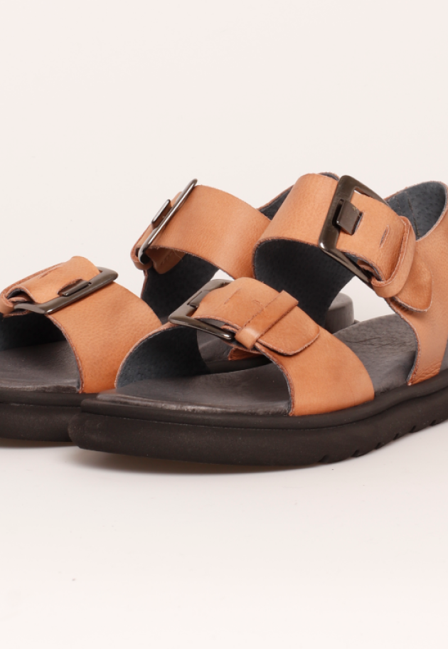 Lofina - Lofina sandal with metal buckles