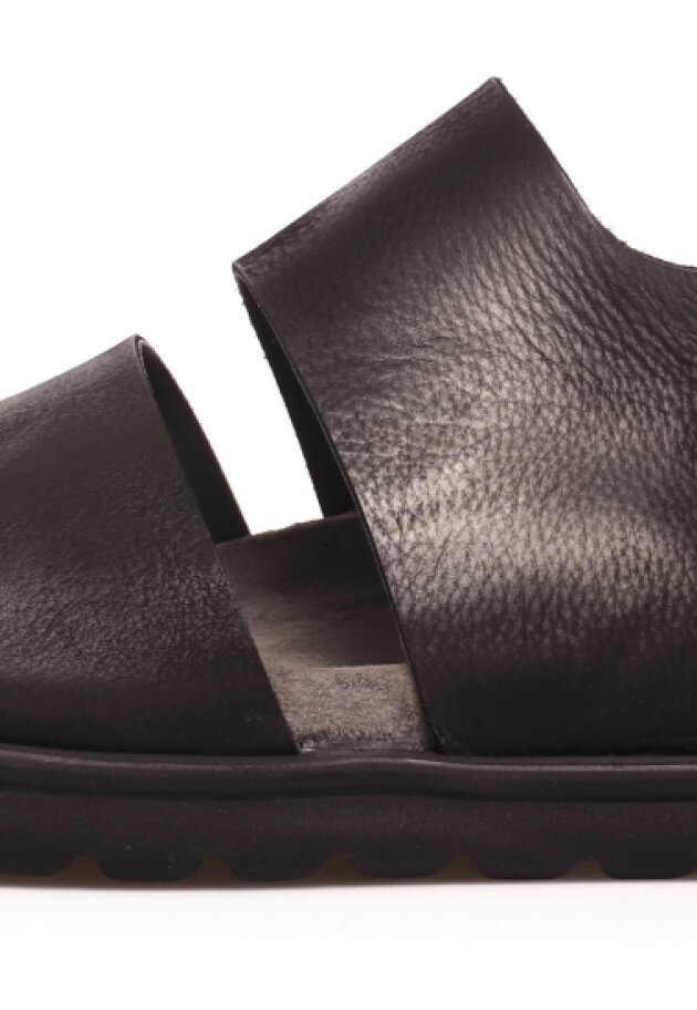 Lofina - Men sandal with a footbed sole