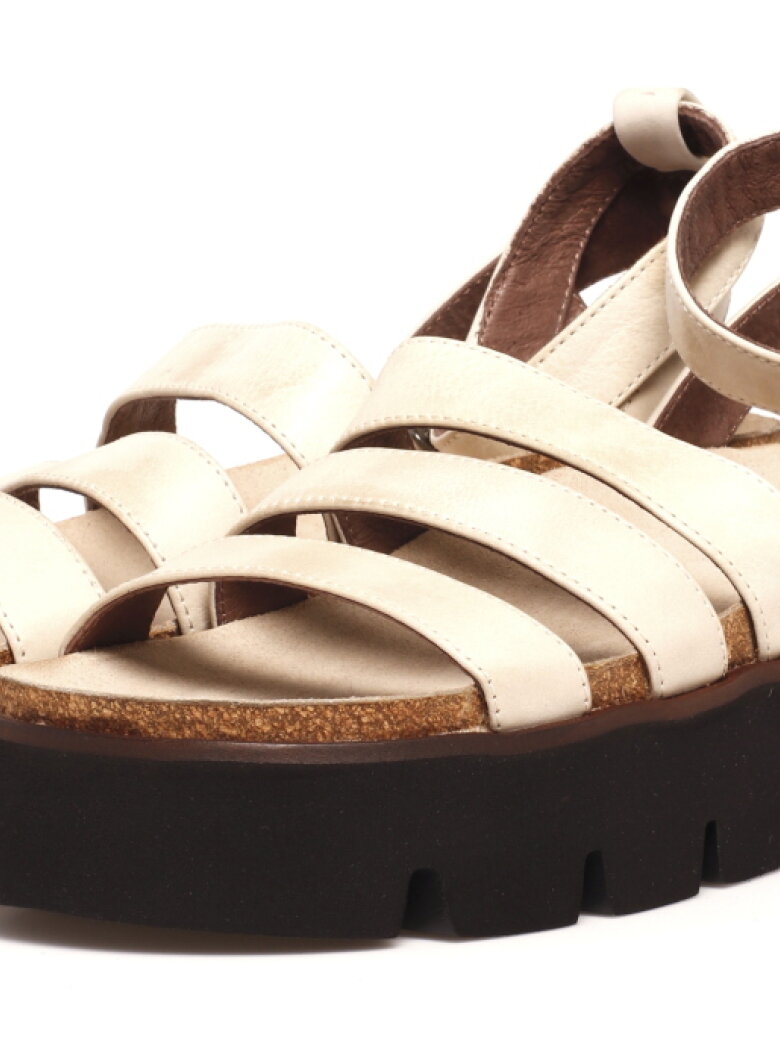 Lofina - Lofina sandal with a chunky micro sole