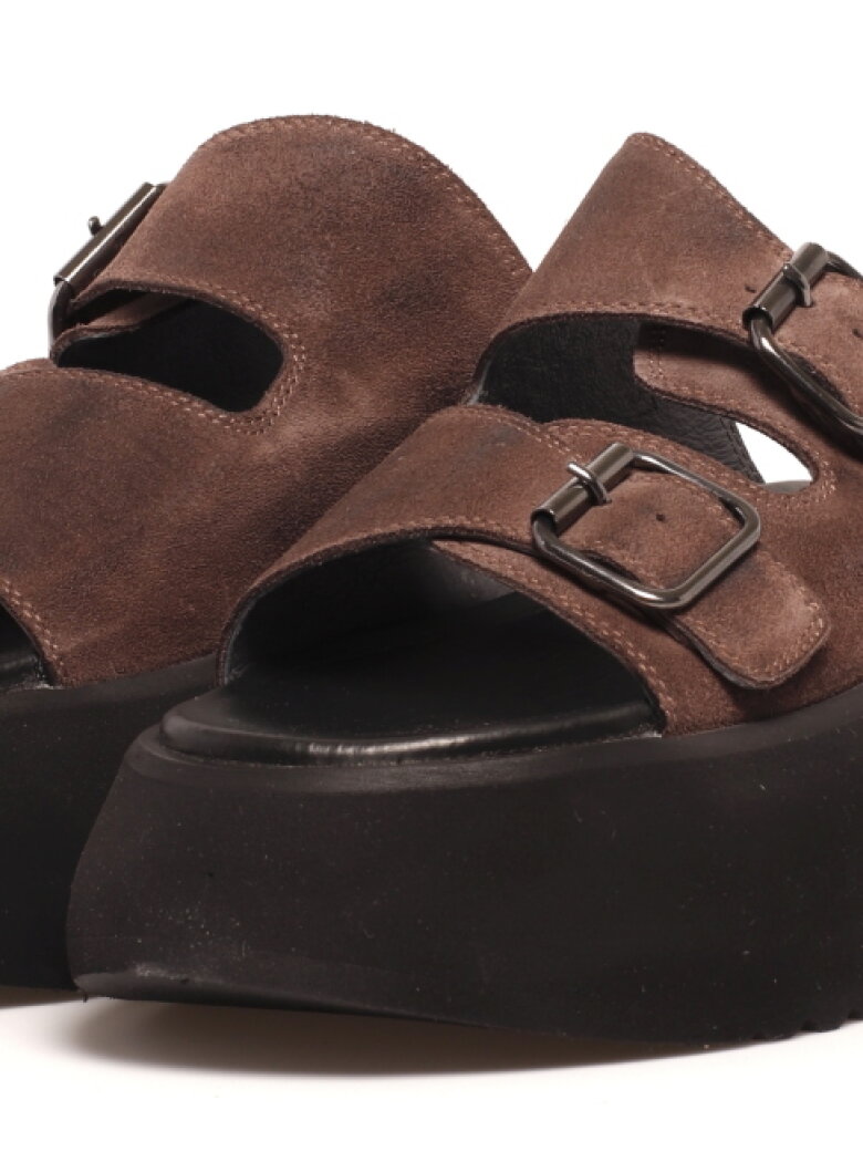 Lofina - Lofina sandal with buckles