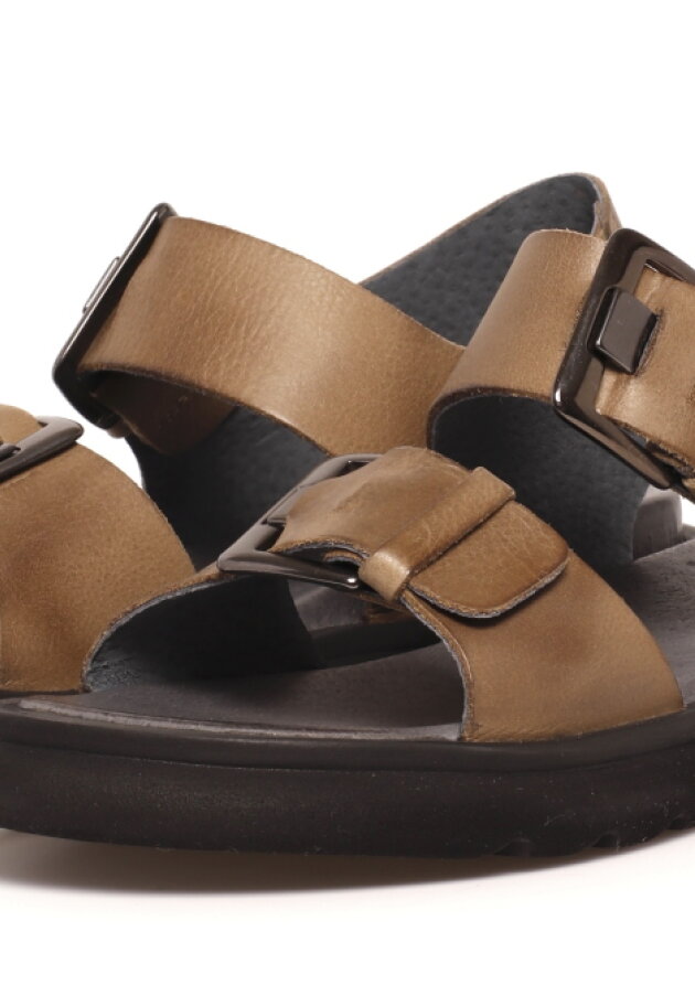 Lofina - Lofina sandal with metal buckles