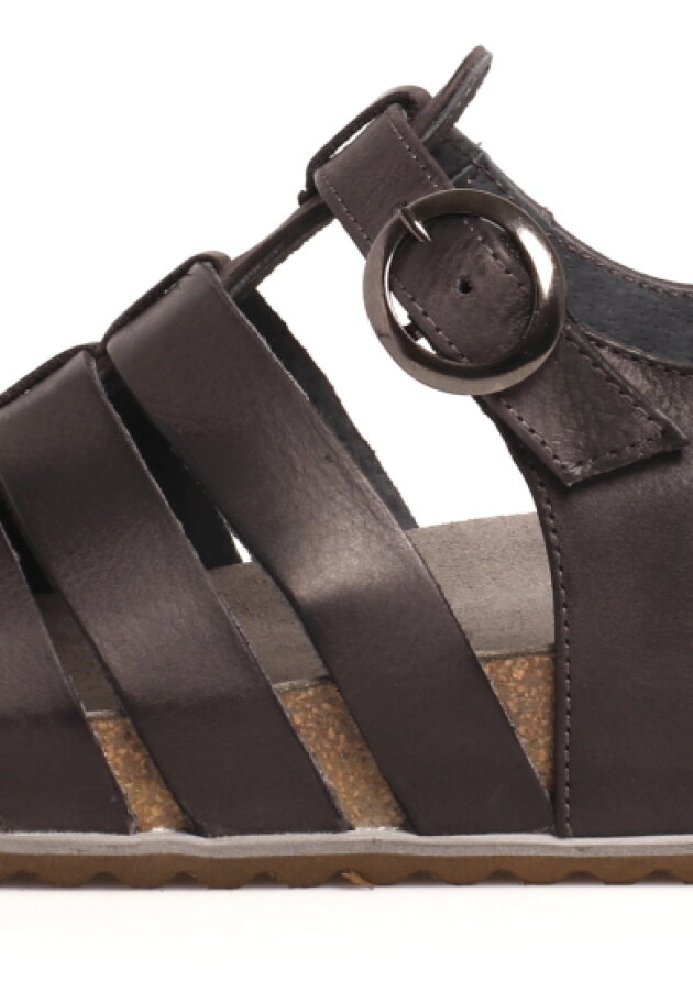 Lofina - Lofina sandal with a metal buckle