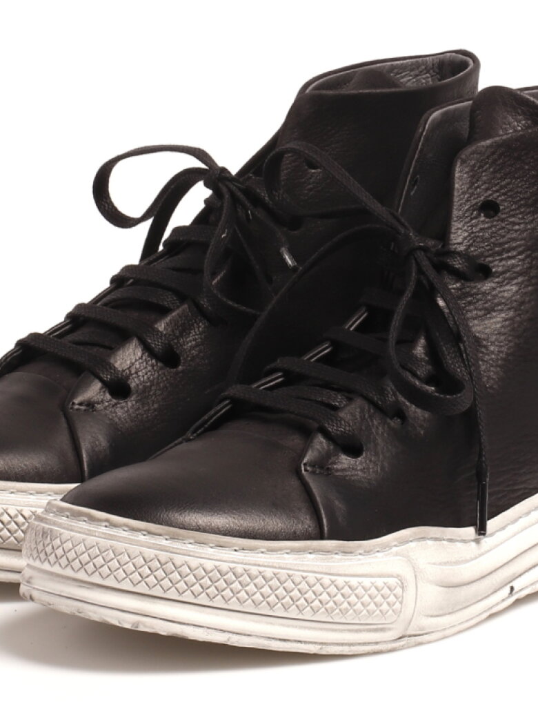 Lofina - Sneakers med gummisål og snøre