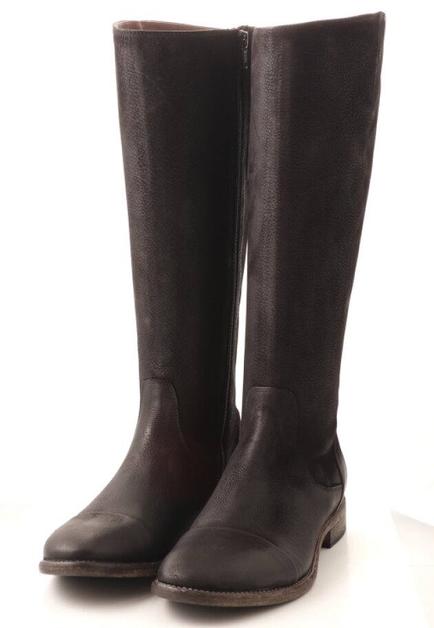 Lofina - Classic long boot with a leather sole
