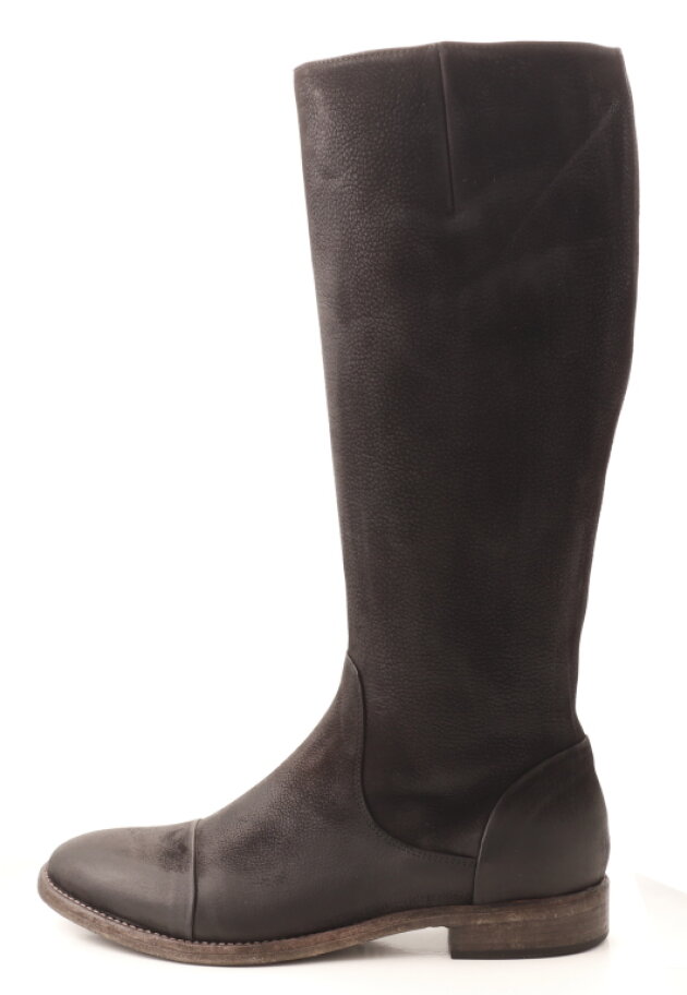 Lofina - Classic long boot with a leather sole