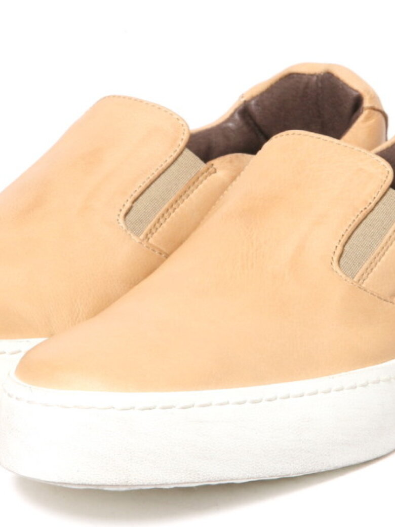 Lofina - Sneaker with elastics and a rubber sole