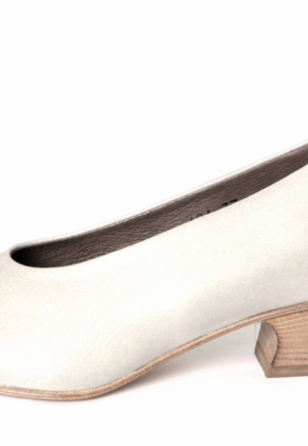 Lofina - Elegant Lofina pump