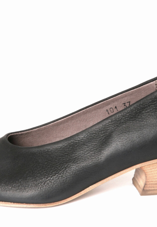 Lofina - Elegant Lofina pump