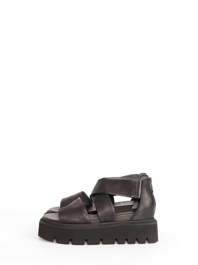 Lofina - Kantet sandal med lynlås