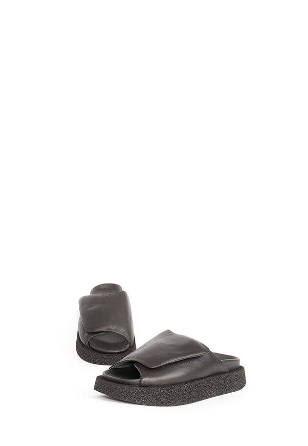 Lofina - Sandal with velcro