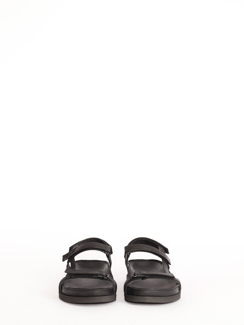 Lofina - Sandal with velcro straps