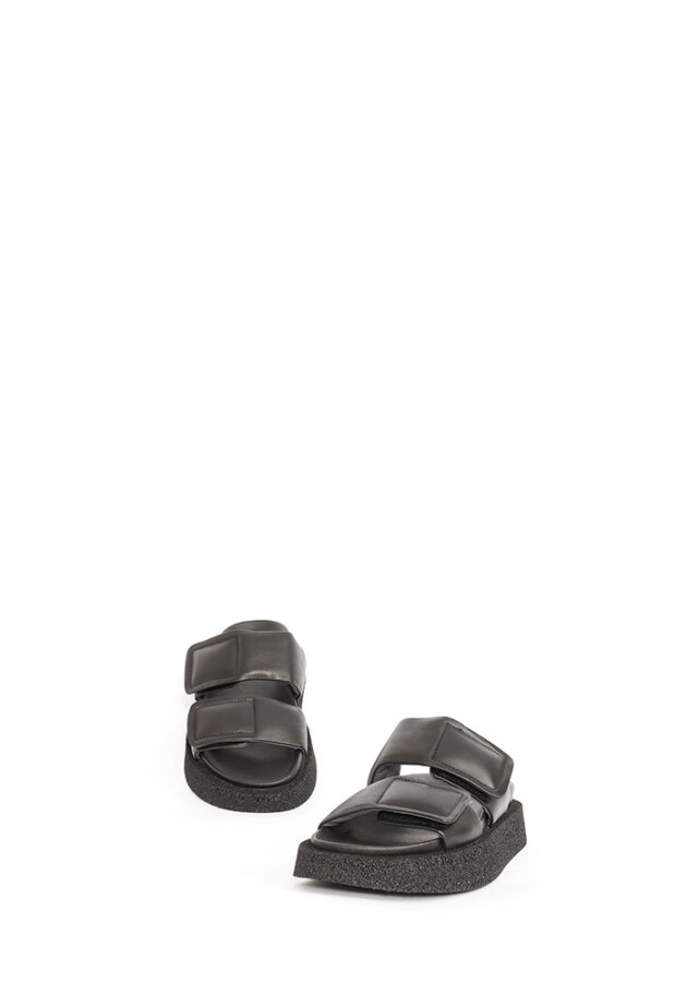 Lofina - Sandal with velcro