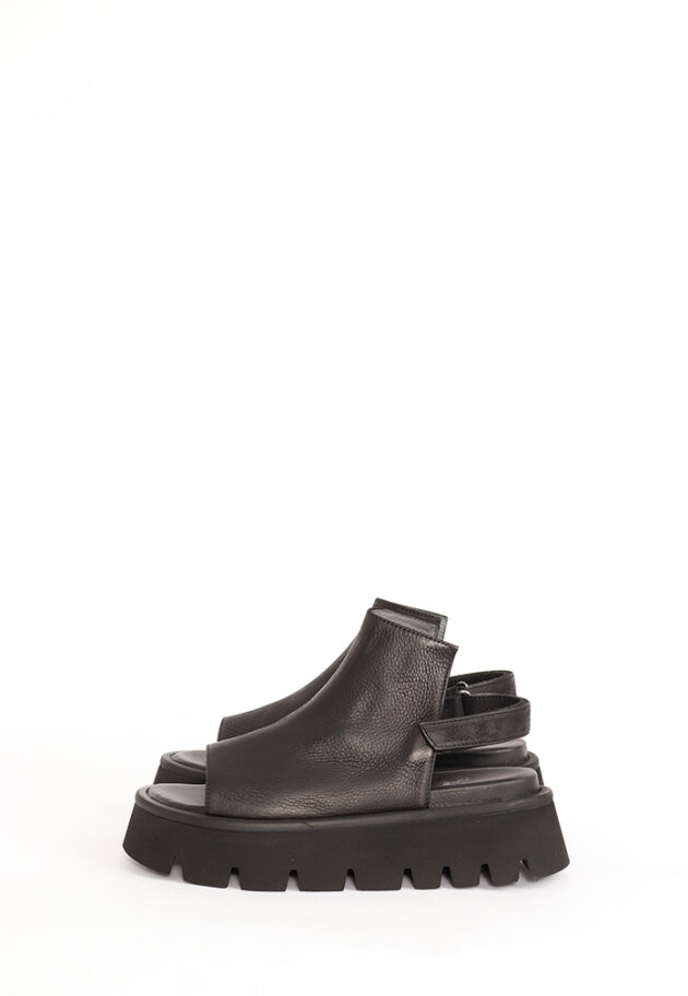 Lofina - Sandal med åben tå og velcrolukning Lofina - Sandal med åben tå og velcrolukning