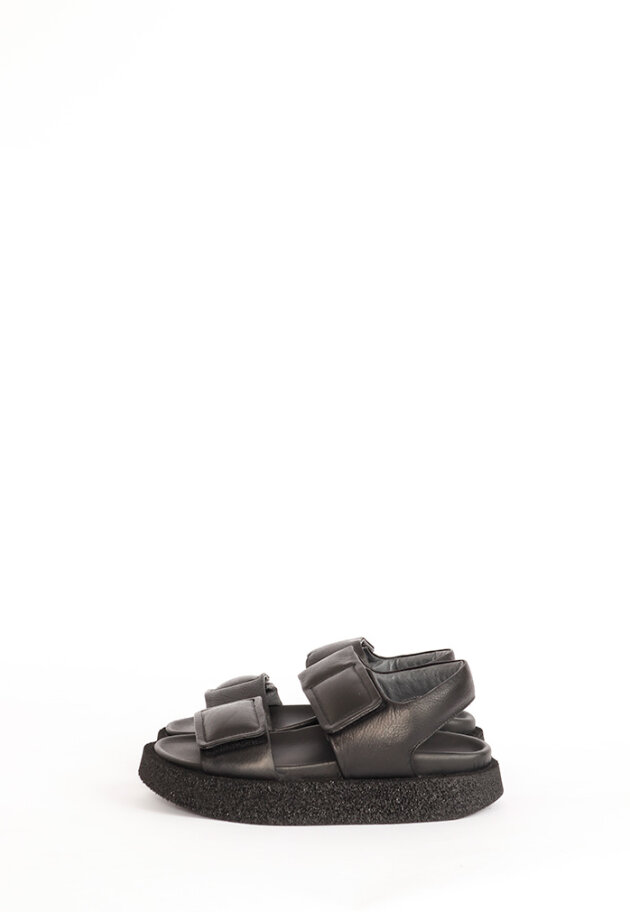 Lofina - Sandal with velcro and strap