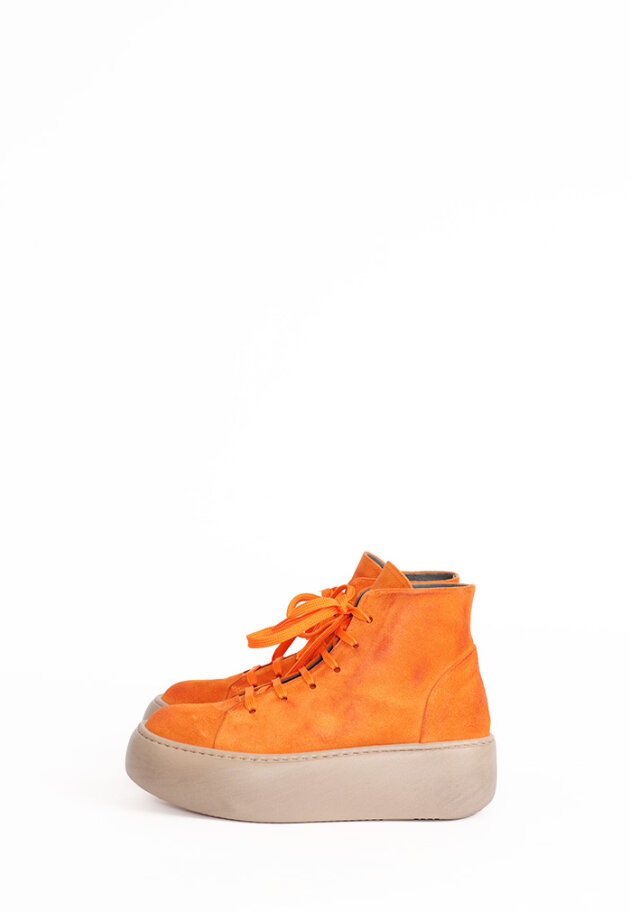 Lofina - Chunky shoe in suede with laces