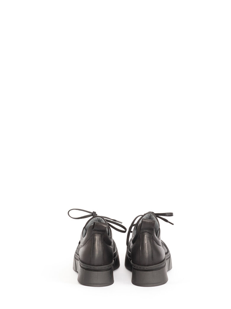 Lofina - Chunky shoe with laces