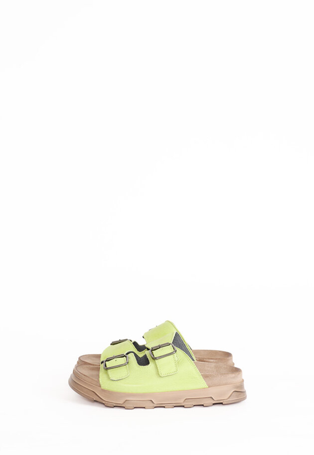 Lofina - Sandal with a footbed sole and buckles