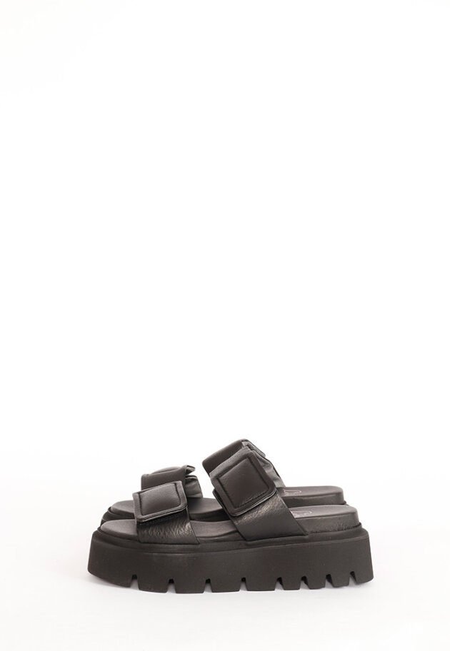 Lofina - Sandal with double velcro closure