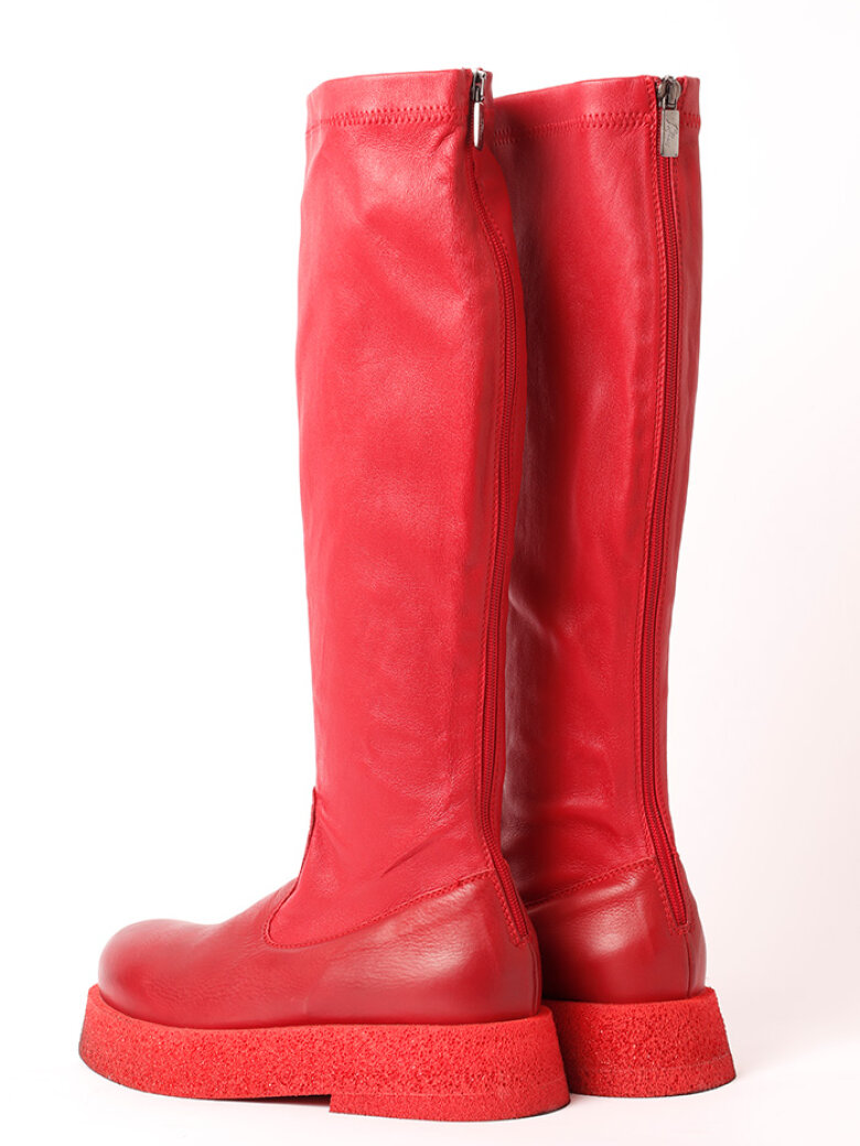 Lofina - Long boot with a light sole, zipper and stretch skin