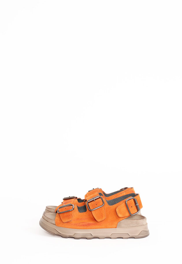 Lofina - Sandal in suede with a footbed sole and buckles