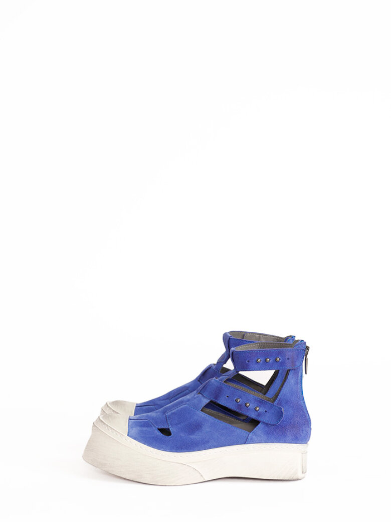 Lofina - Open shoe in suede with a back zipper