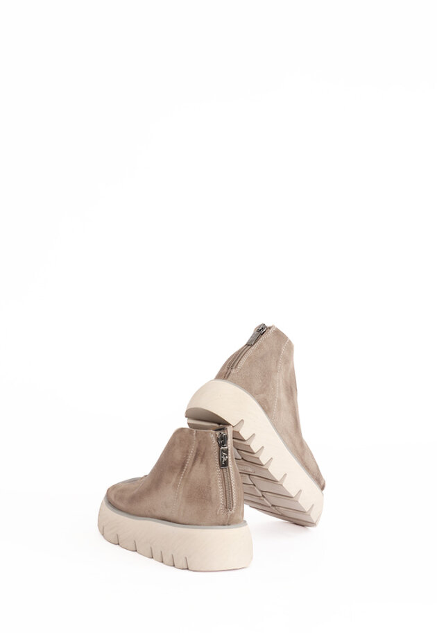 Lofina - Lofina sandal in suede with a zipper