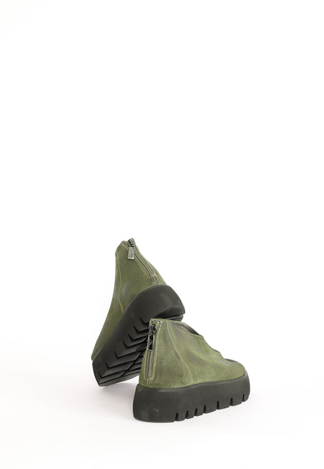 Lofina - Lofina sandal in suede with a zipper