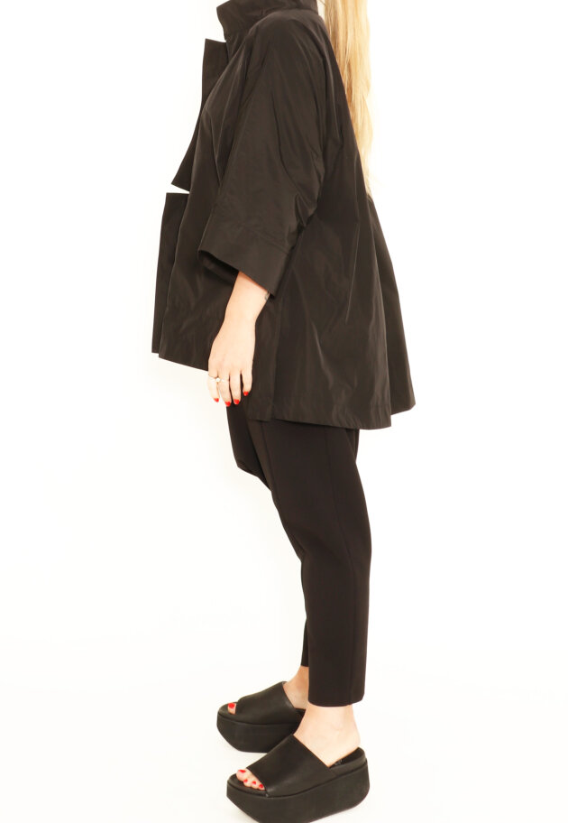 Xenia Design - Jacket with 3/4 sleeves, a zipper and pockets
