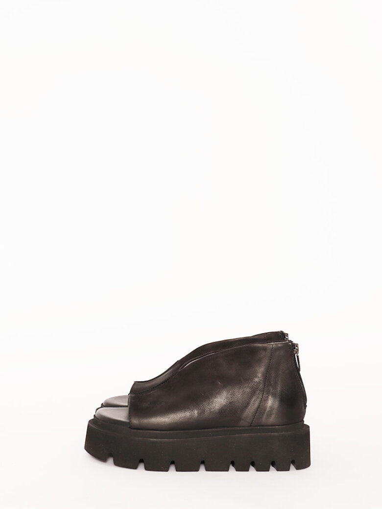 Lofina - Lofina sandal med lynlås