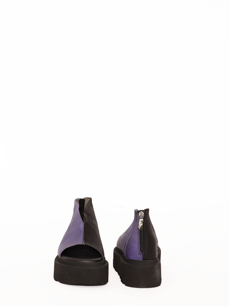 Lofina - Lofina sandal med lynlås