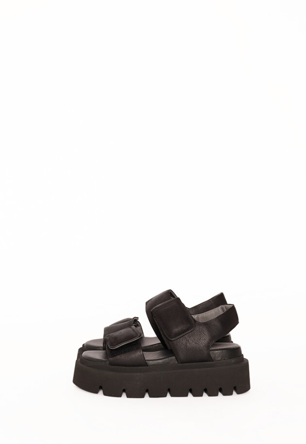 Lofina - Sandal with a micro sole, velcro and a strap