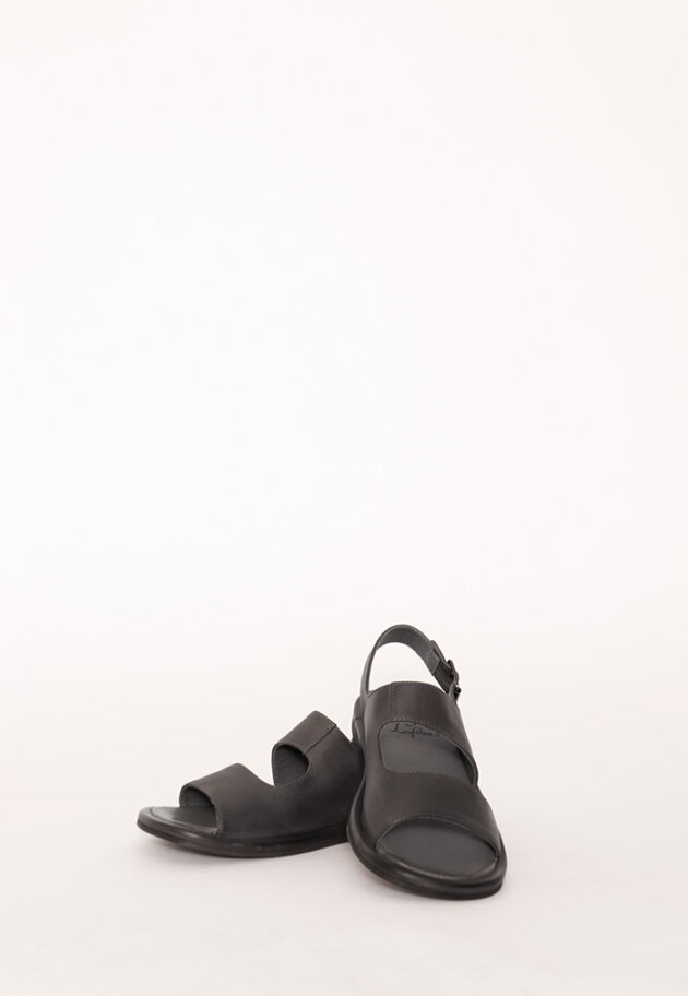 Lofina - Sandal with a leather sole and a strap