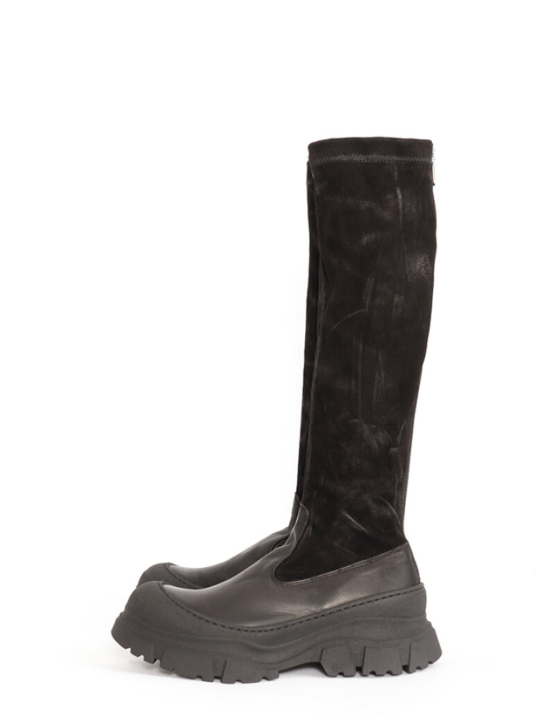 Lofina - Long boot with suede stretch