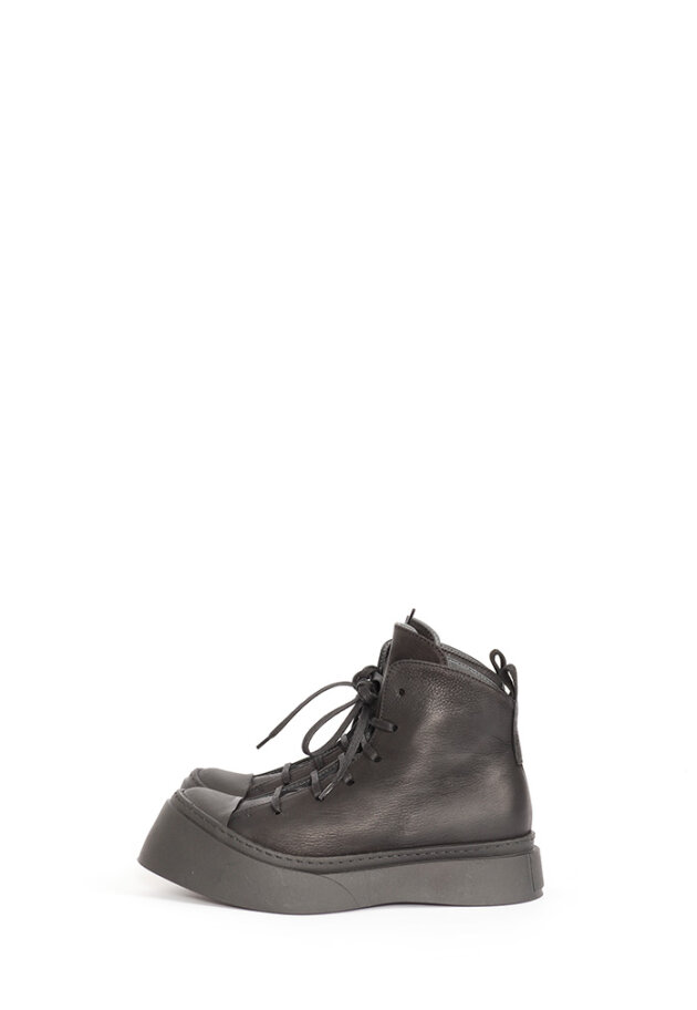 Lofina - Chunky bootie with laces