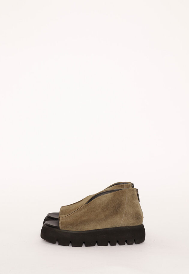 Lofina - Lofina sandal with a zipper