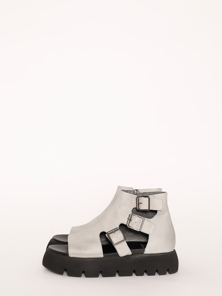 Lofina - Lofina sandal med lynlås og spænder