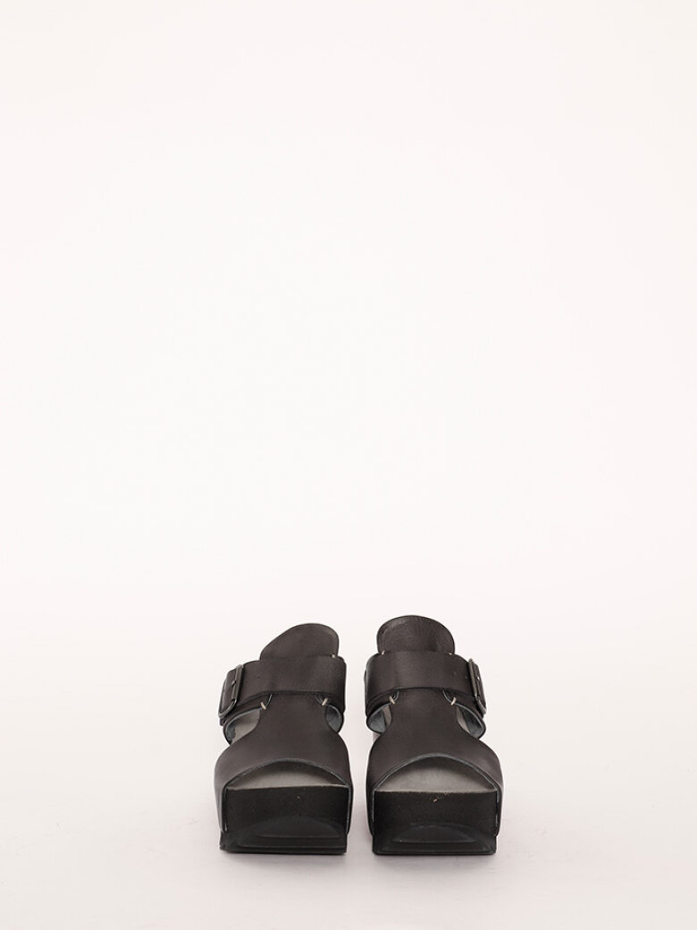 Lofina - Lofina sandal med kilehæl