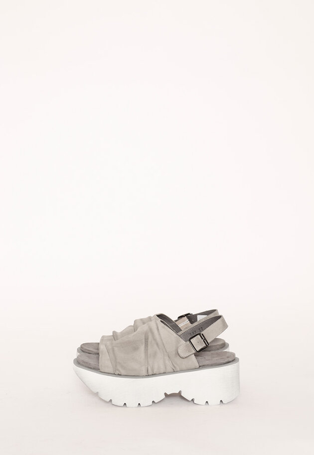 Lofina - Lofina sandal with a buckle