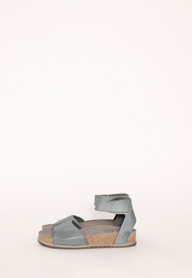 Lofina sandal med ankel rem