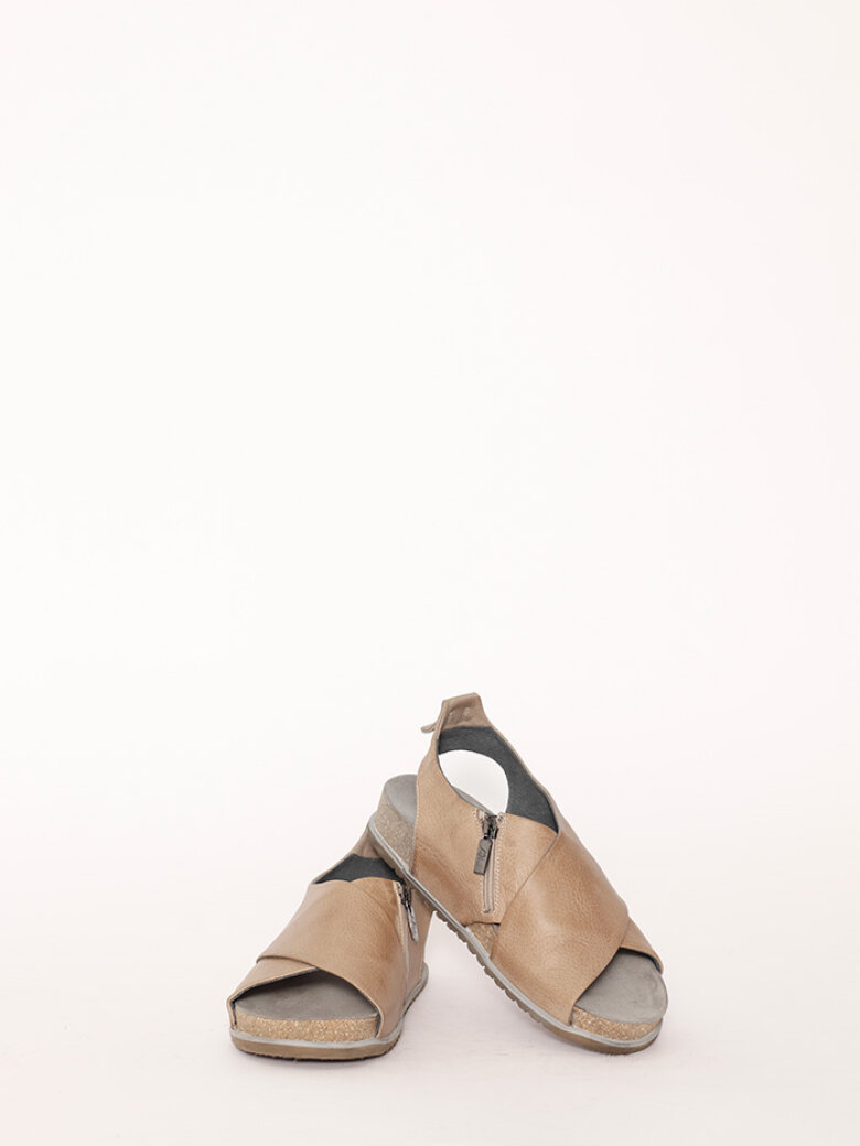 Lofina - Lofina sandal med krydsremme