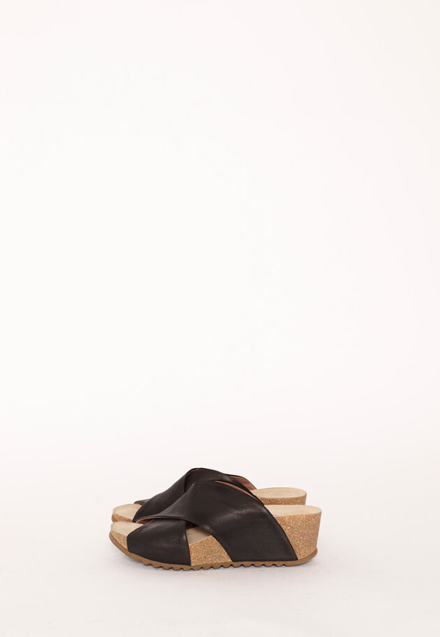 Lofina - Sandal with wedge heel