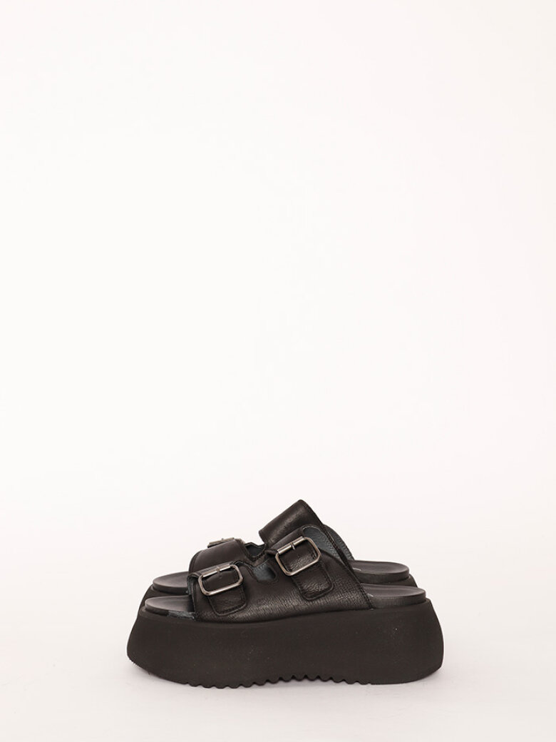 Lofina - Lofina sandal med spænder