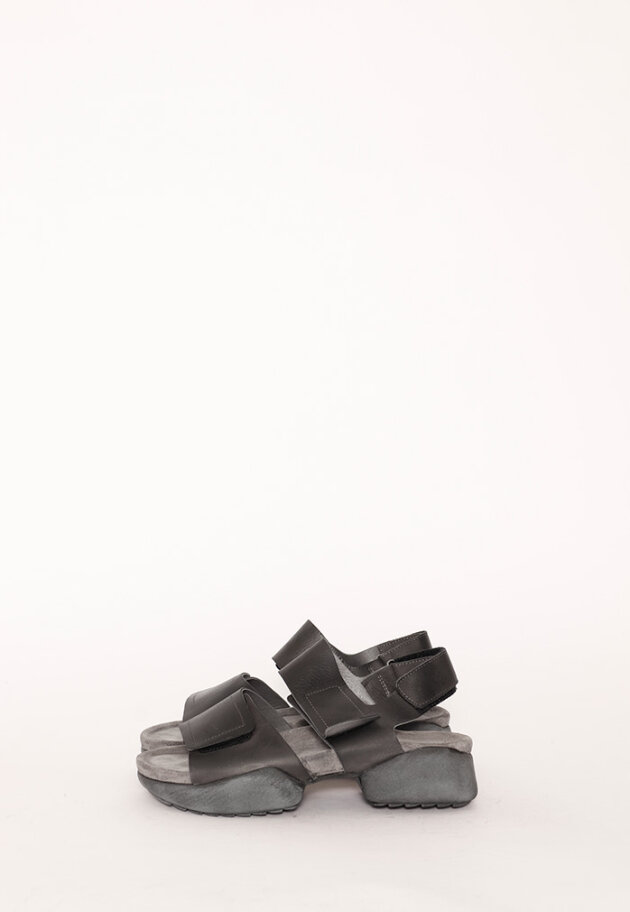 Lofina - Sandal with a footbed sole