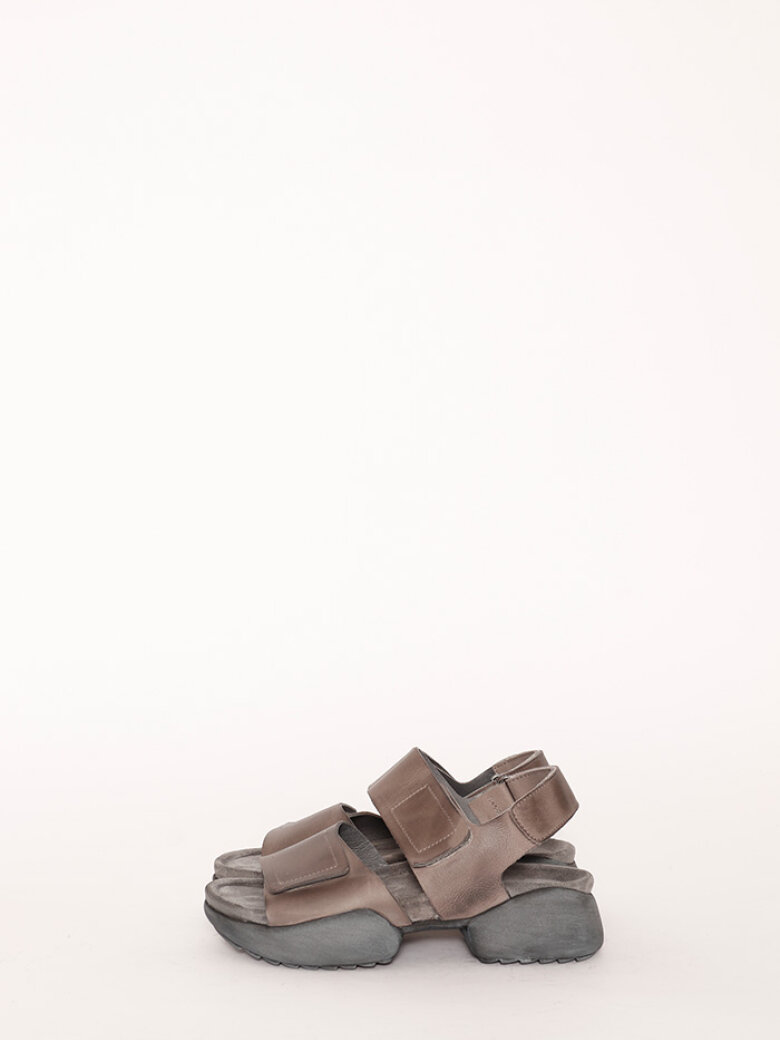 Lofina - Sandal med fodsengssål