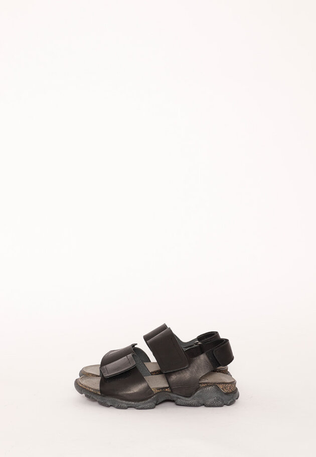 Lofina - Sandal with a micro sole 