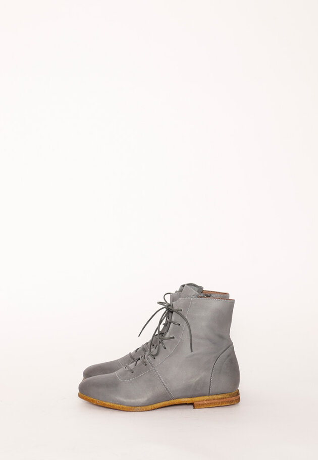 Lofina - Bootie with a raw rubber sole