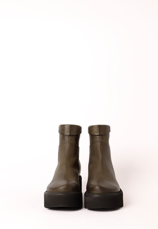 Lofina - Bootie with zipper